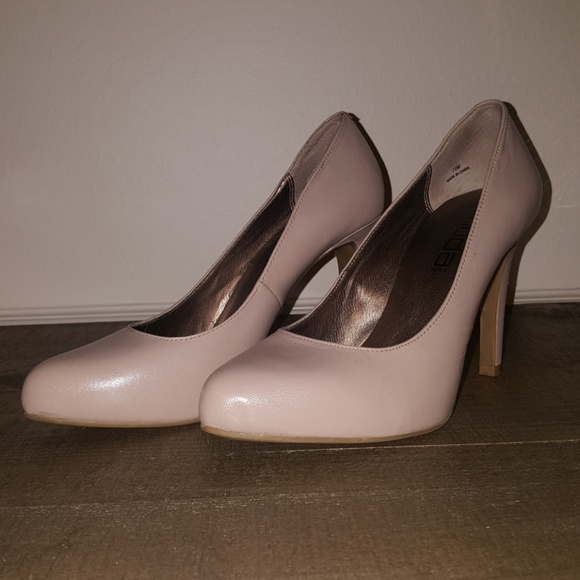 Moda beige heels - Picture 2 of 3
